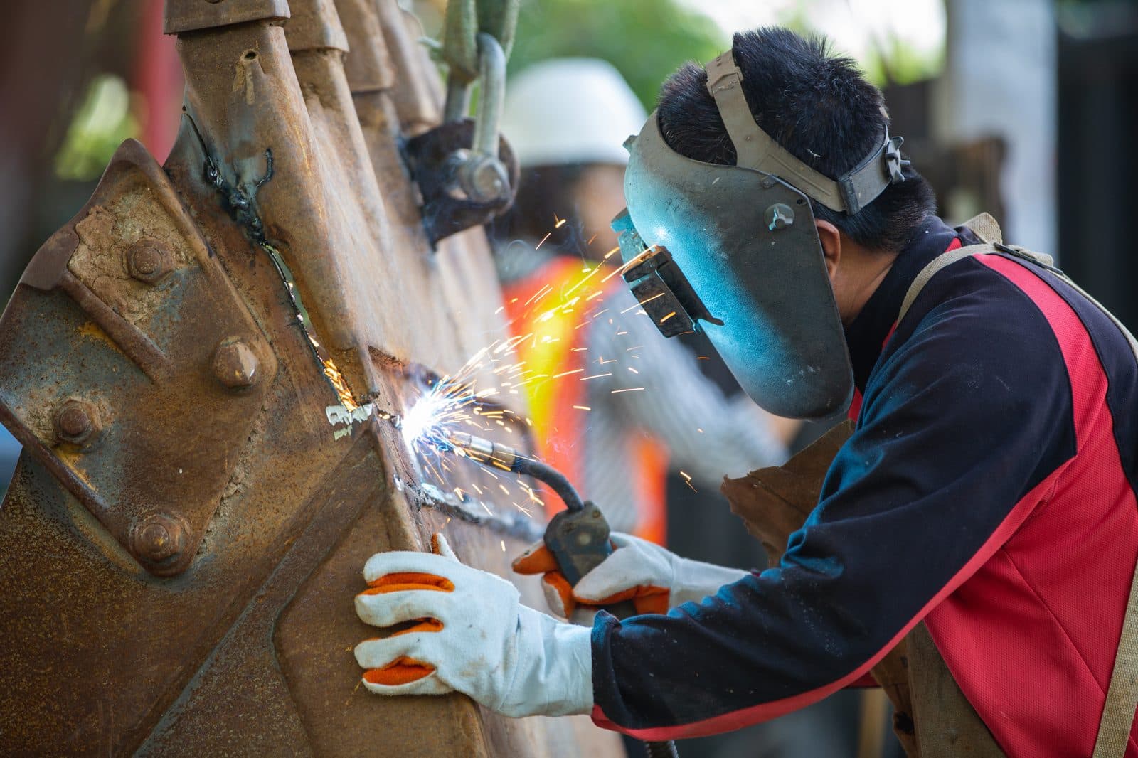 Structural frame welding with sparks